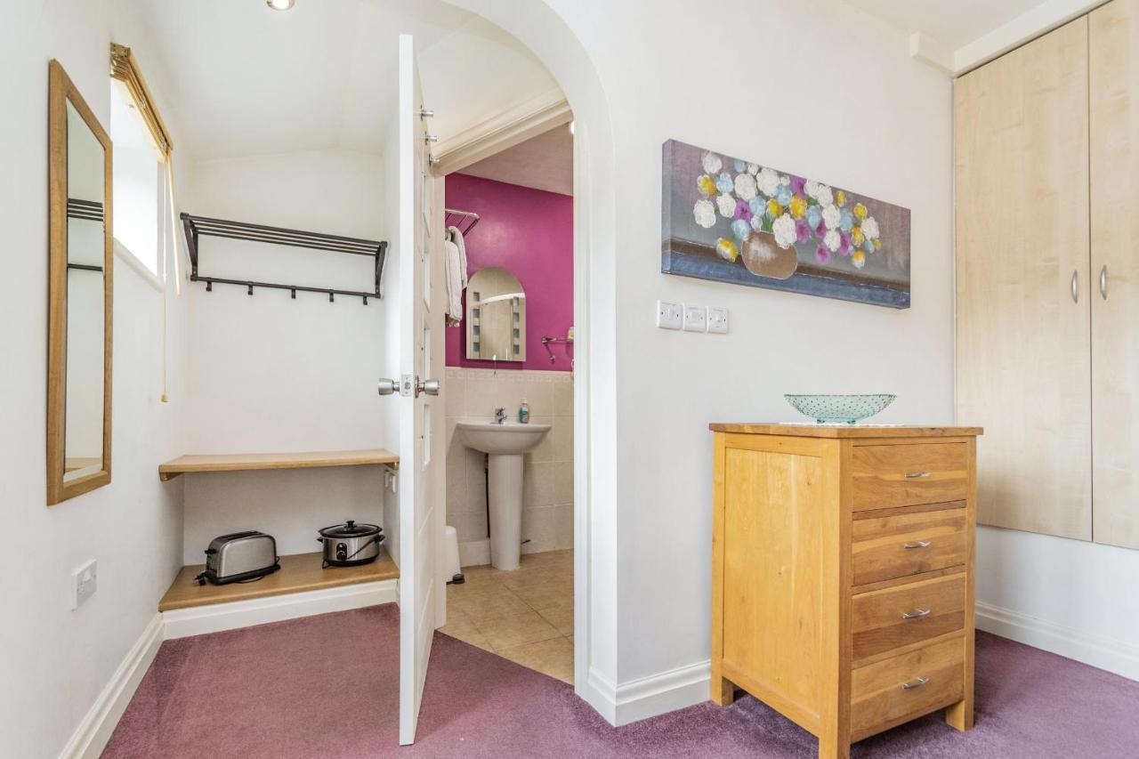 The Friendly Room Austwick Luaran gambar